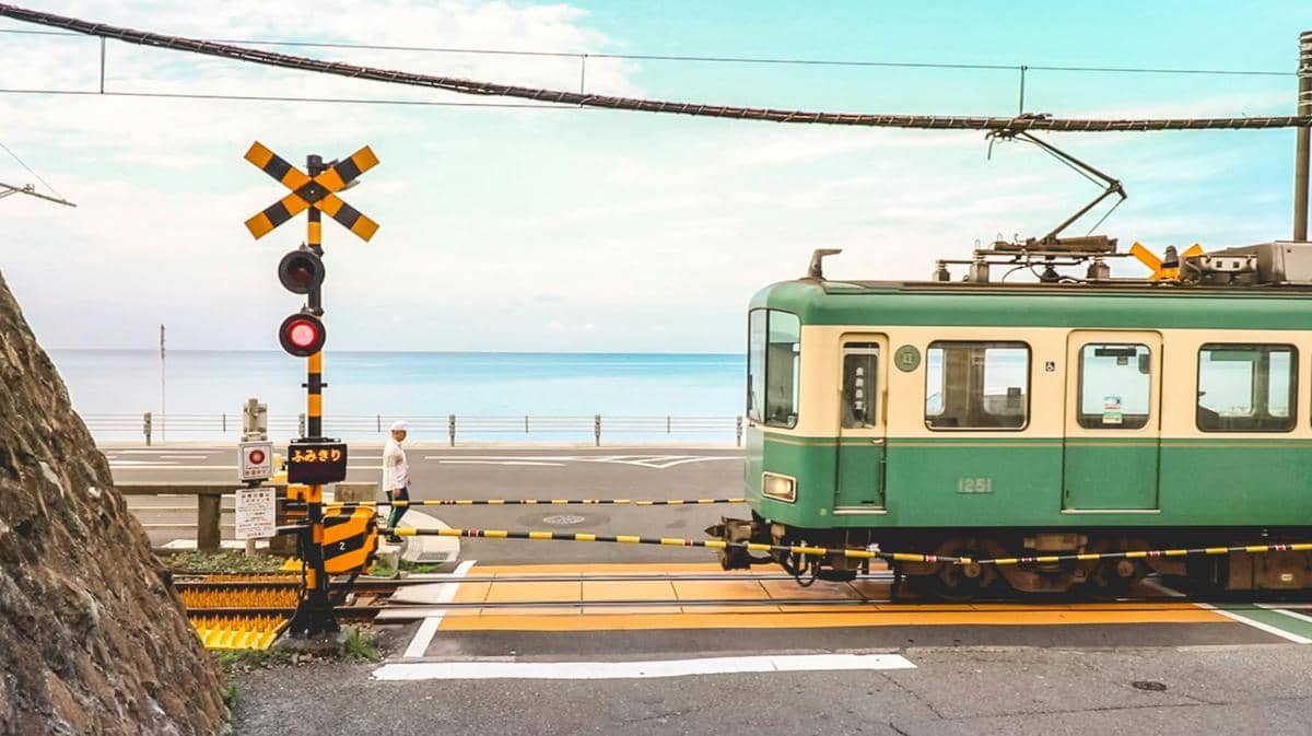 Potret Enoden di Kamakura, Jepang