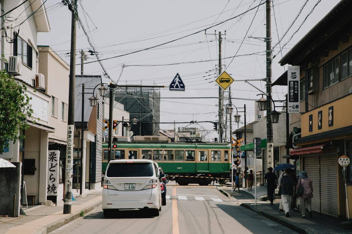 Potret Enoden di Kamakura, Jepang