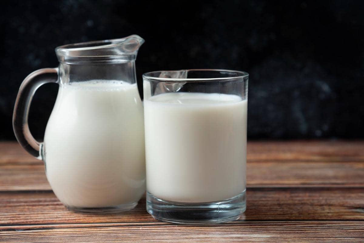 Perbedaan Susu UHT dan Susu Pasteurisasi, Mana Lebih Sehat? 