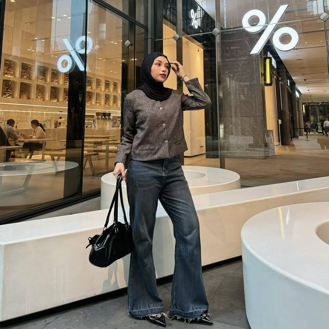 OOTD hijab chic untuk nonton konser indie