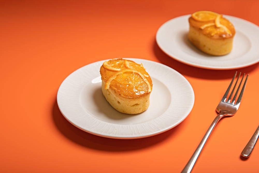 ilustrasi kue balok jeruk mandarin