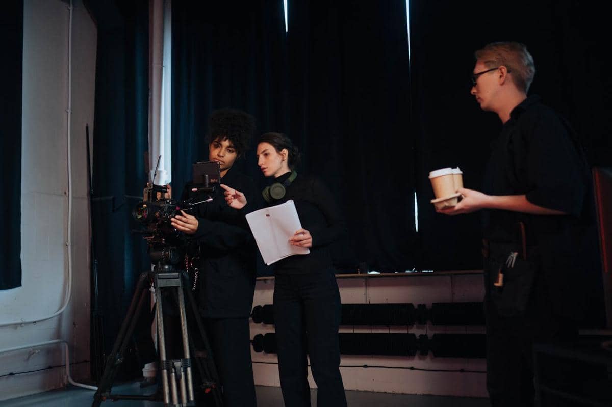 ilustrasi kerja proyek film