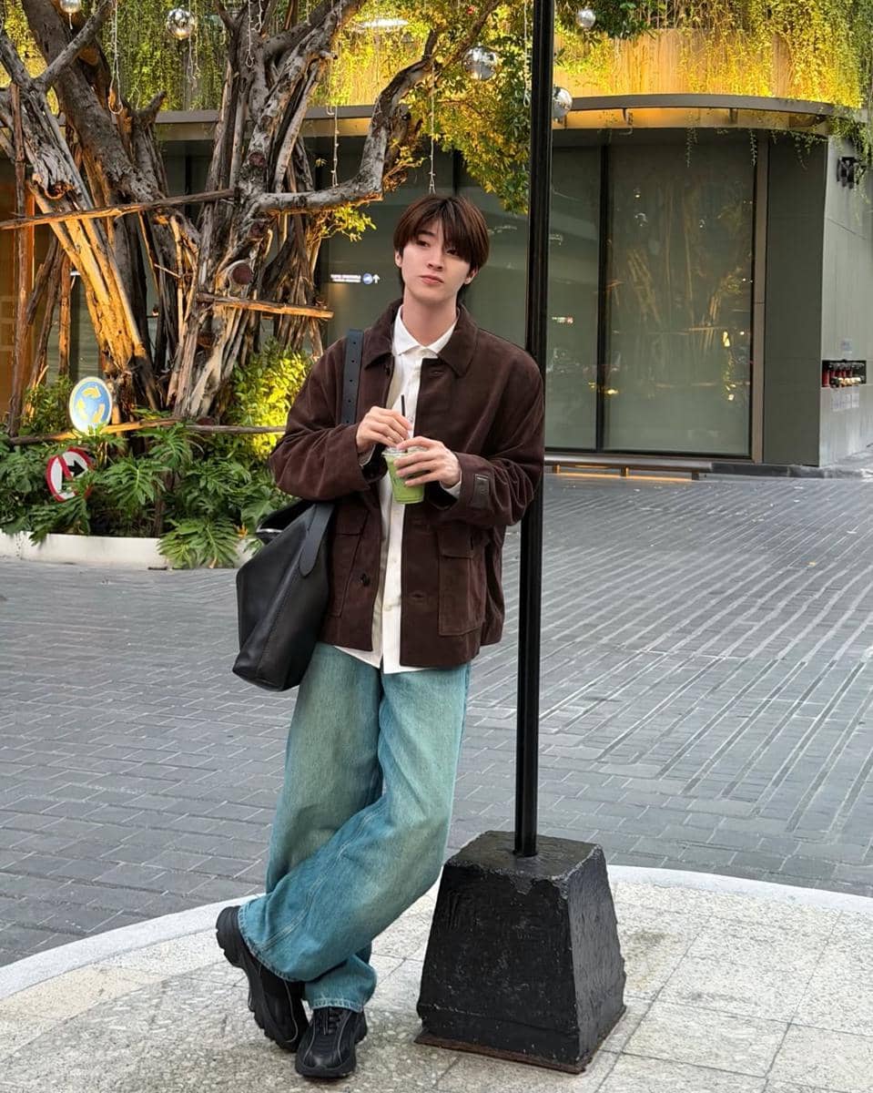 outfit Blue Pongtiwat