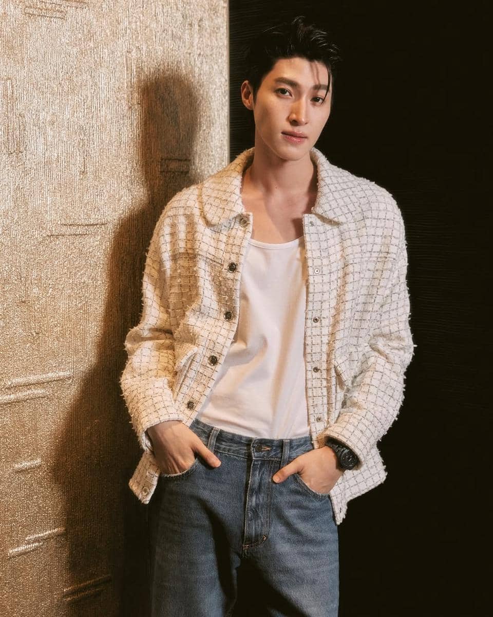 outfit Blue Pongtiwat