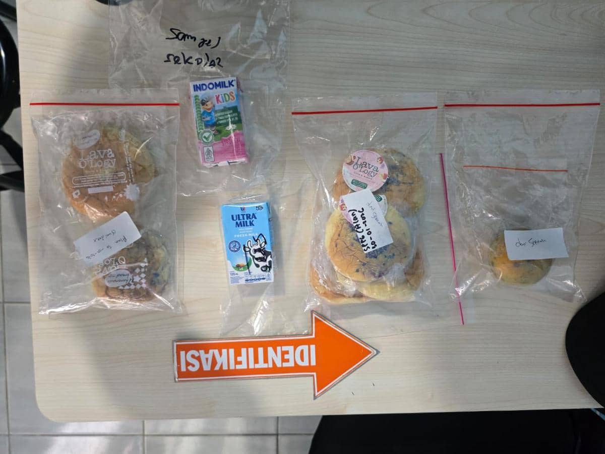 Dugaan keracunan siswa SMP N 31 Palembang usai santap menu MBG (Dok: Polsek SU I Palembang)