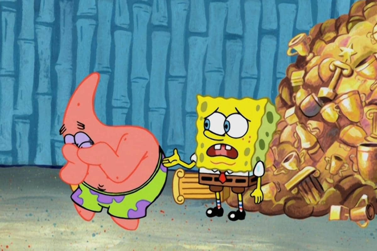 Patrick sedih dirinya tak memiliki banyak piala seperti SpongeBob