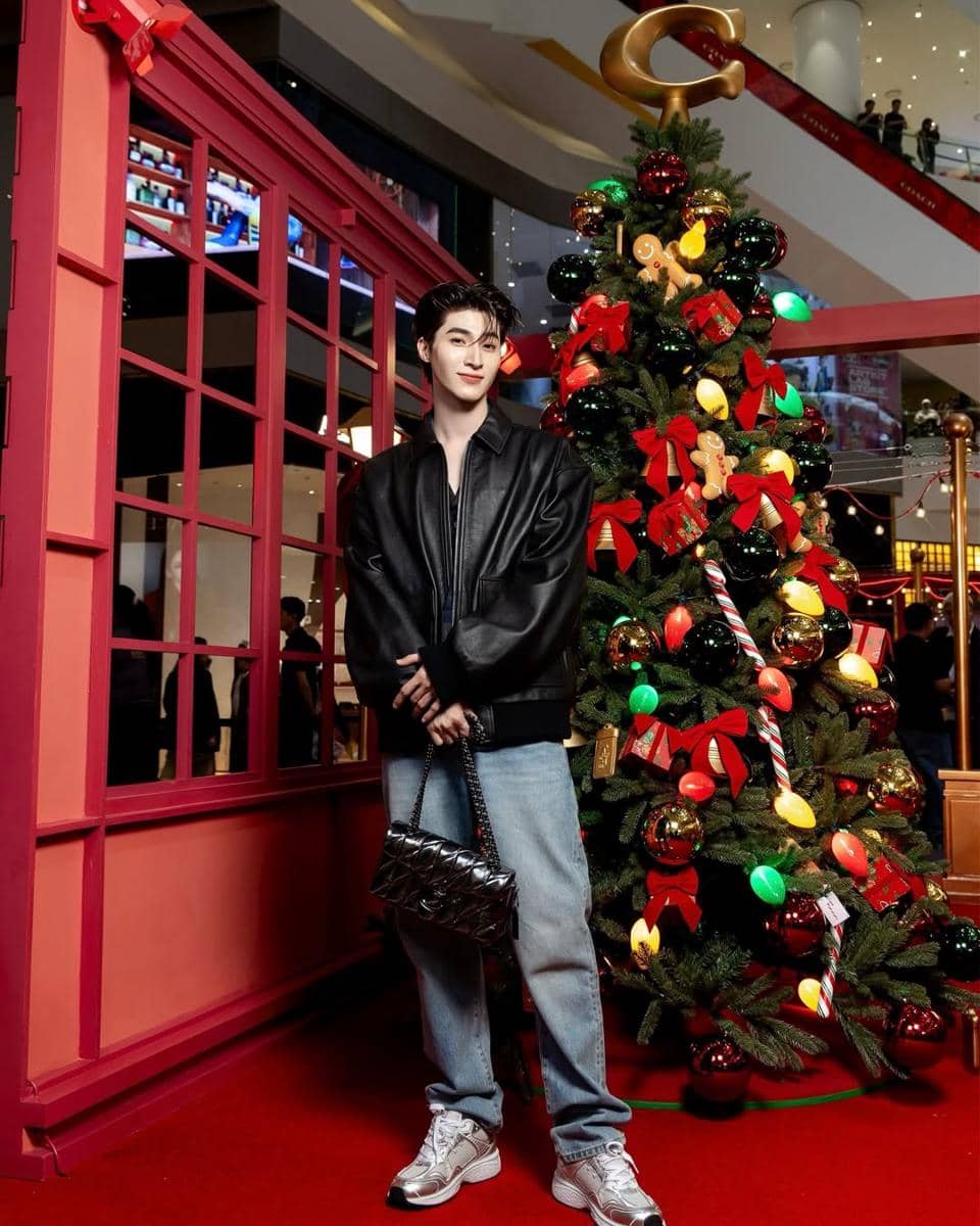 outfit Blue Pongtiwat