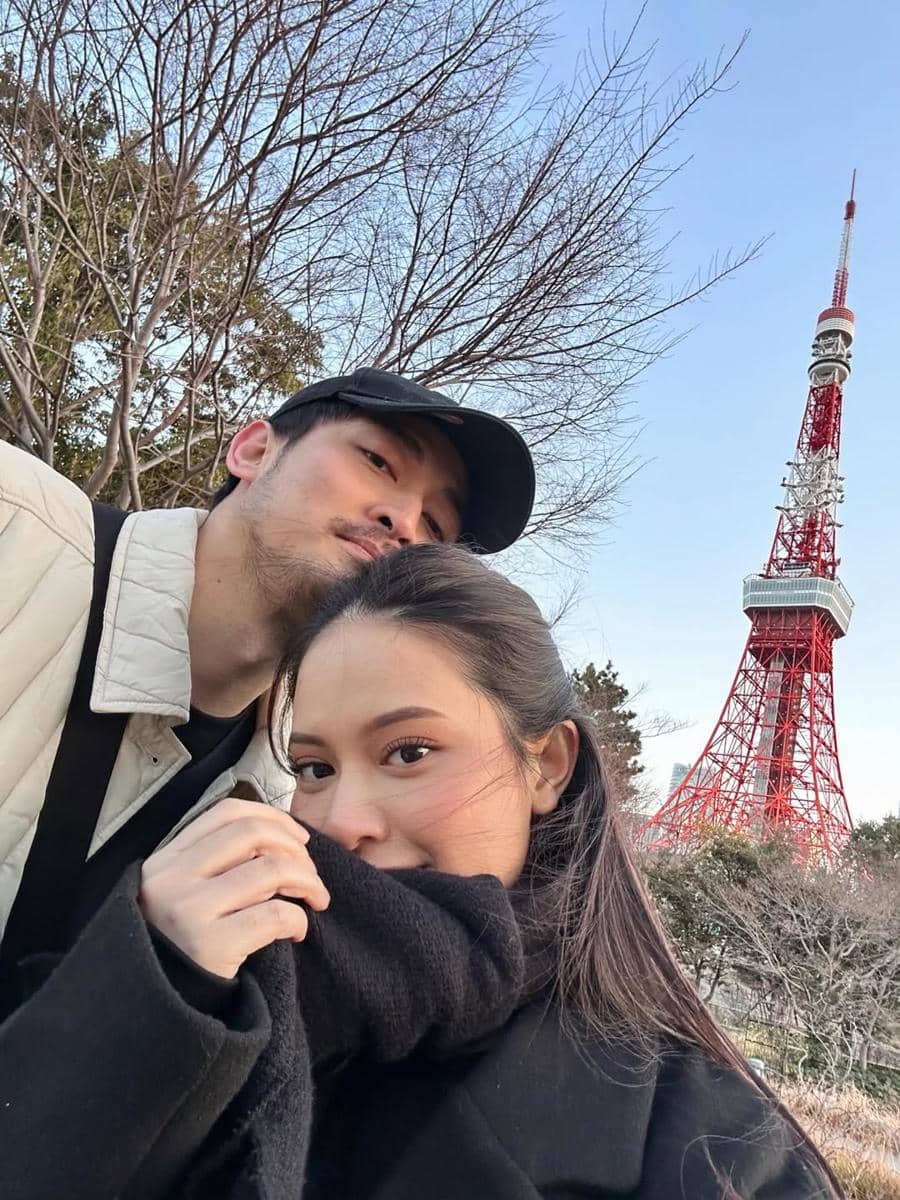 Hanggini dan Luthfi Aulia babymoon ke Jepang