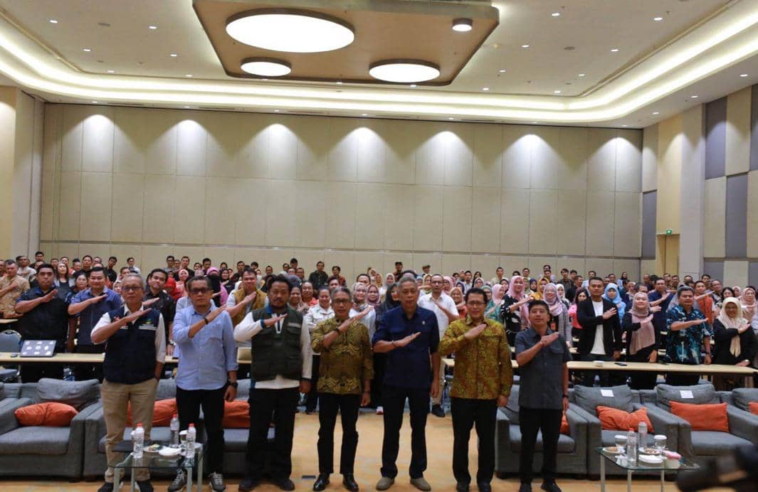 Wakil Menteri Sosial (Wamensos) Agus Jabo Priyono  berpesan kepada 166 Kepala Sekolah Rakyat yang hadir dalam Koordinasi Penyelenggaraan Sekolah Rakyat 2026 (dok, Kemensos)