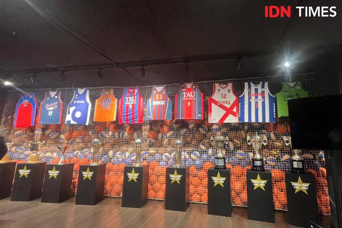 Trophy Room Baskonia di Fernando Buesa Arena, Spanyol