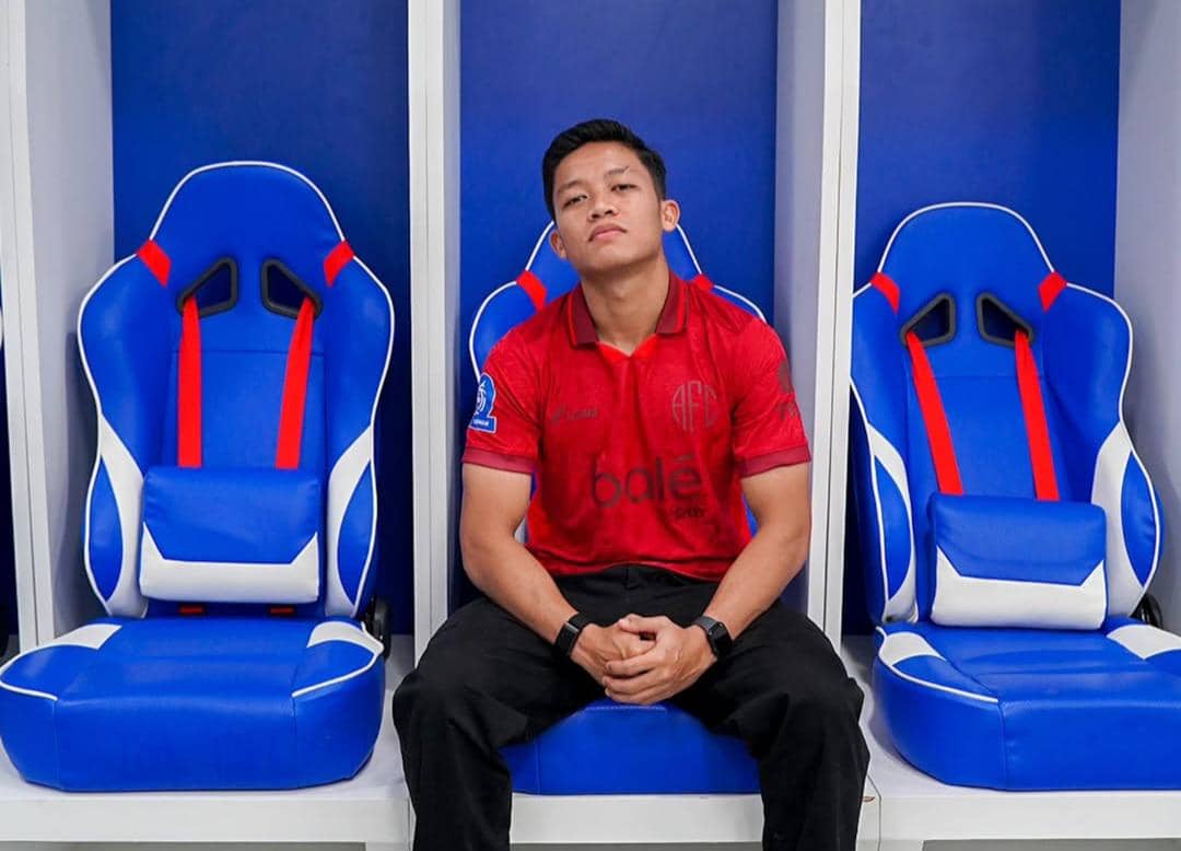 ๐๐๐ฅ๐๐ฆ๐๐ญ ๐๐๐ญ๐๐ง๐ ๐๐ข ๐๐๐ฅ๐ฎ๐๐ซ๐ ๐ ๐๐ซ๐๐ฆ๐ ๐
๐ ๐๐ฆ๐Arema FC secara resmi m.heic (1).jpg