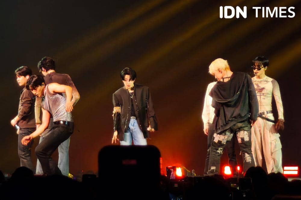 Potret penampilan ATEEZ di tur konser In Your Fantasy di ICE BSD, Sabtu (31/1/2026)