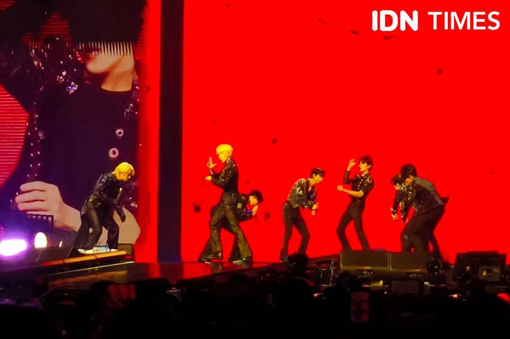 Potret penampilan ATEEZ di tur konser In Your Fantasy di ICE BSD, Sabtu (31/1/2026)