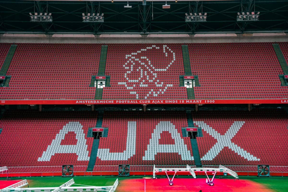 ilustrasi stadion Ajax Amsterdam
