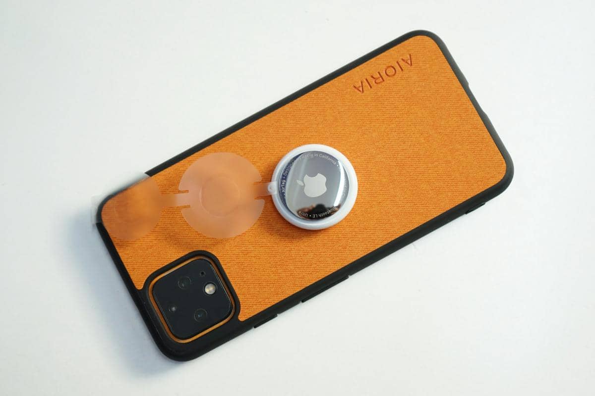 ilustrasi produk AirTag Apple