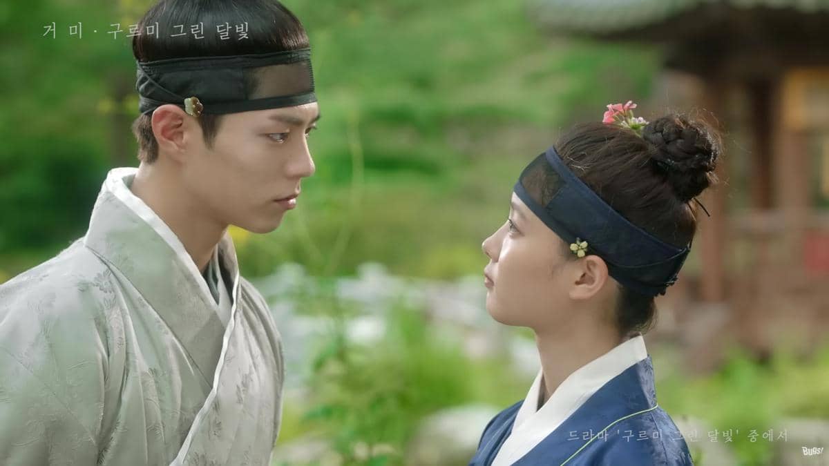 Park Bo Gum dan Kim Yoo Jung di drama Love in the Moonlight