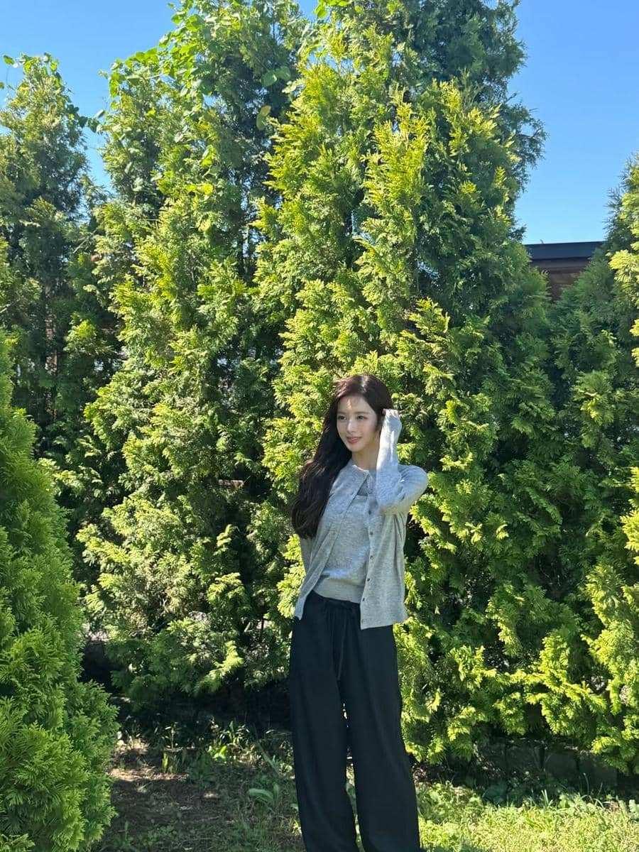 Outfit ala Roh Jeong Eui