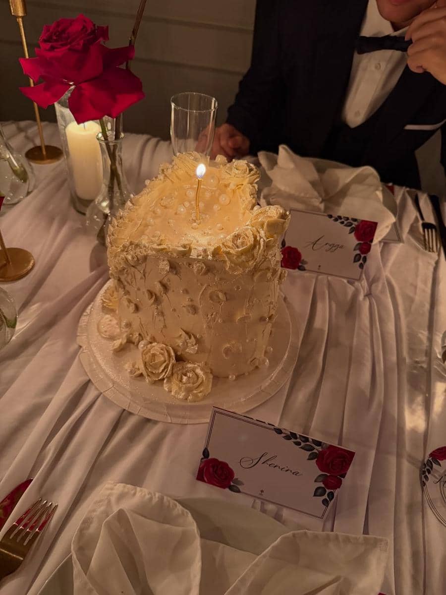 Shenina Cinnamon ulang tahun.