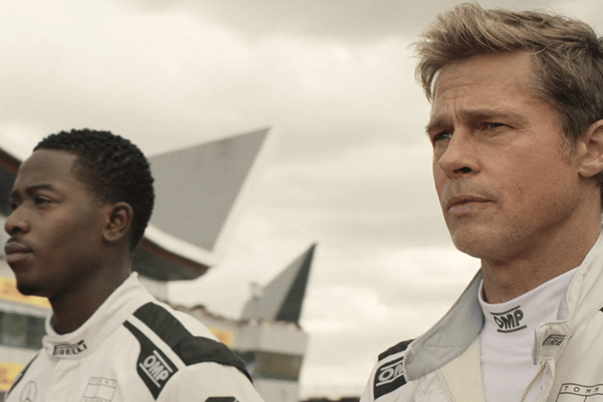 Brad Pitt dan Damson Idris dalam film F1: The Movie