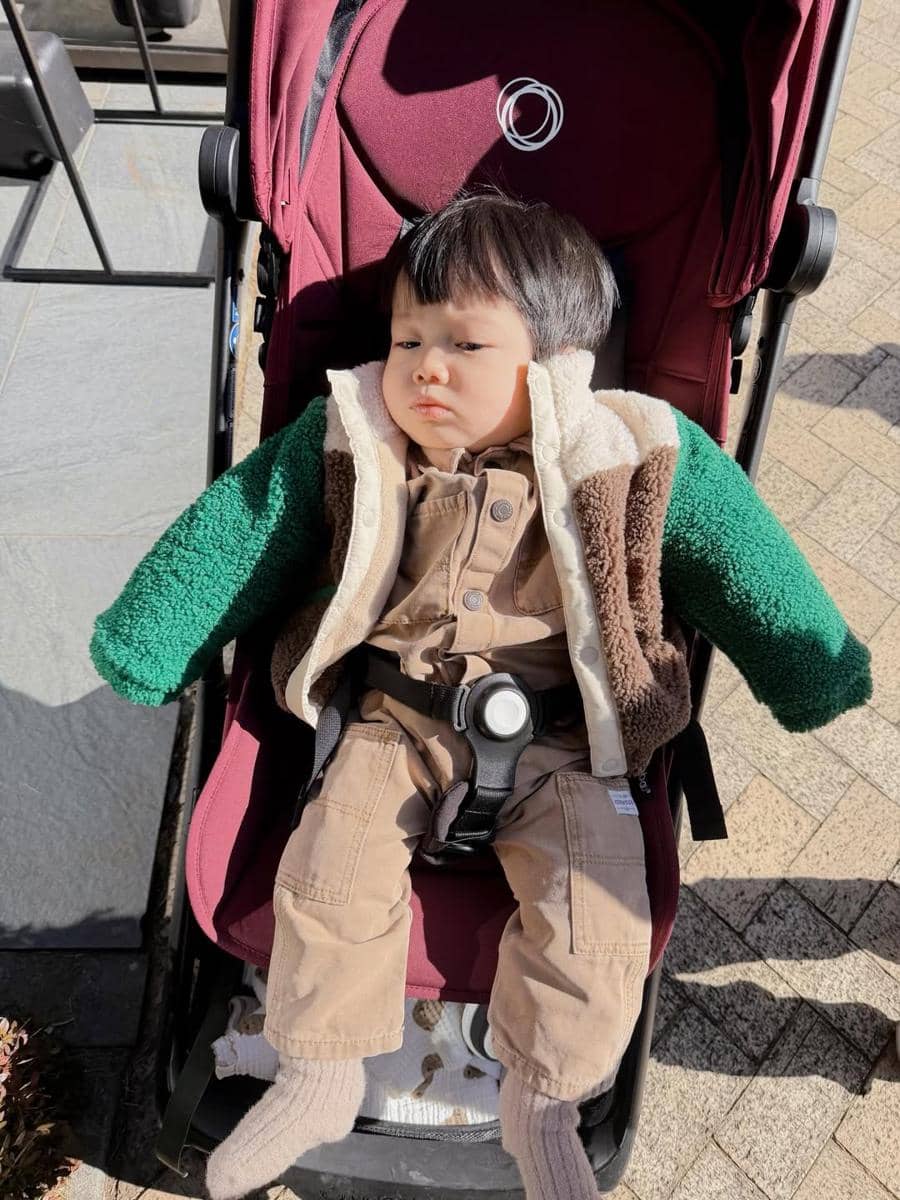 Kesha Ratuliu liburan ke Jepang bawa 3 anak.