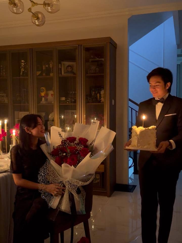 Ulang tahun Shenina Cinnamon ke-27.