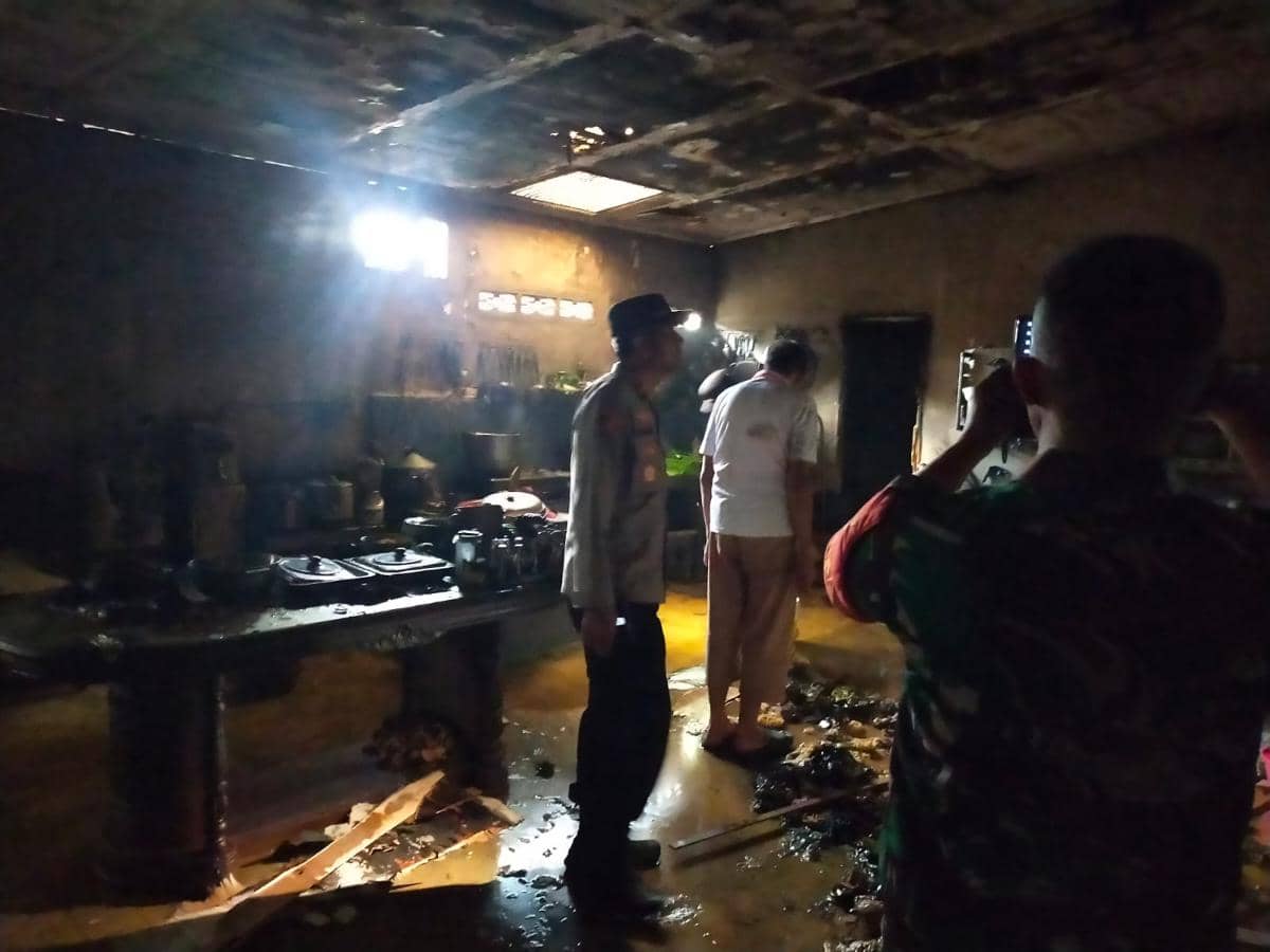 Lokasi ledakan tabung gas di IT 2 Palembang