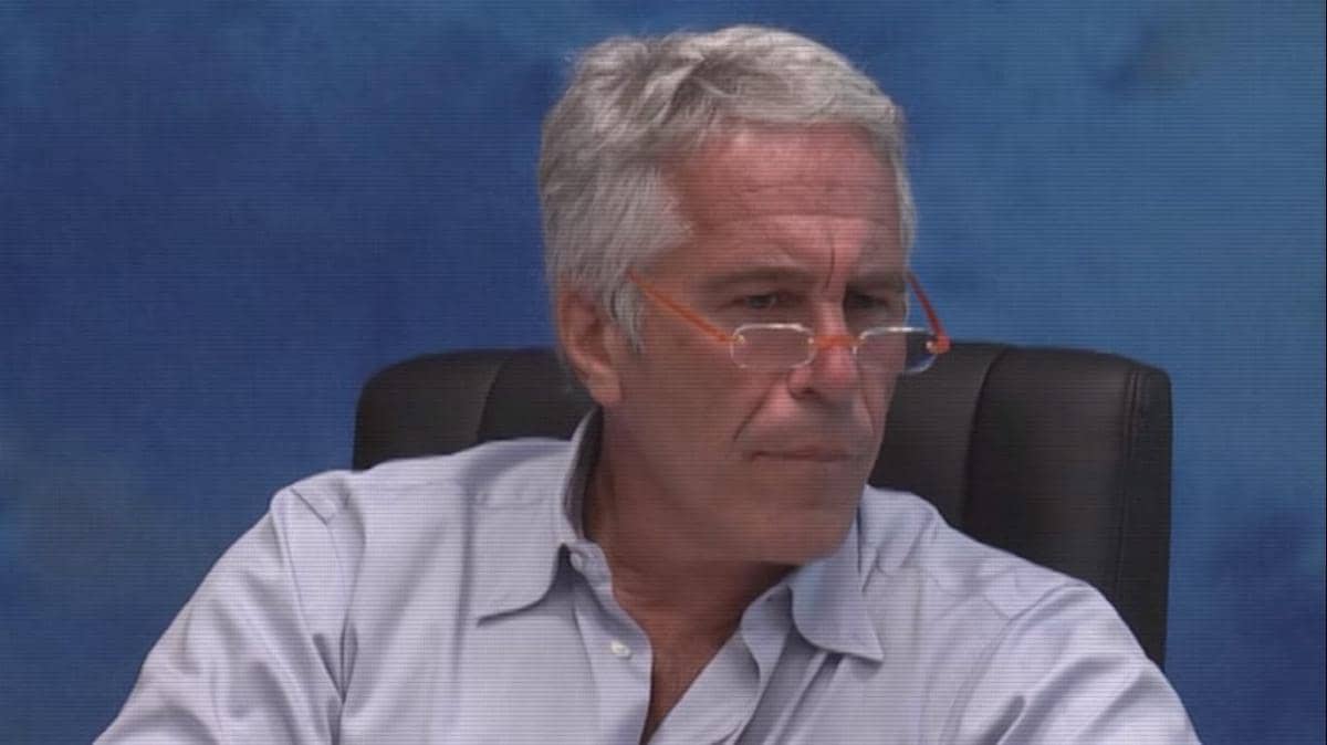 cuplikan serial dokumenter Jeffrey Epstein: Filthy Rich