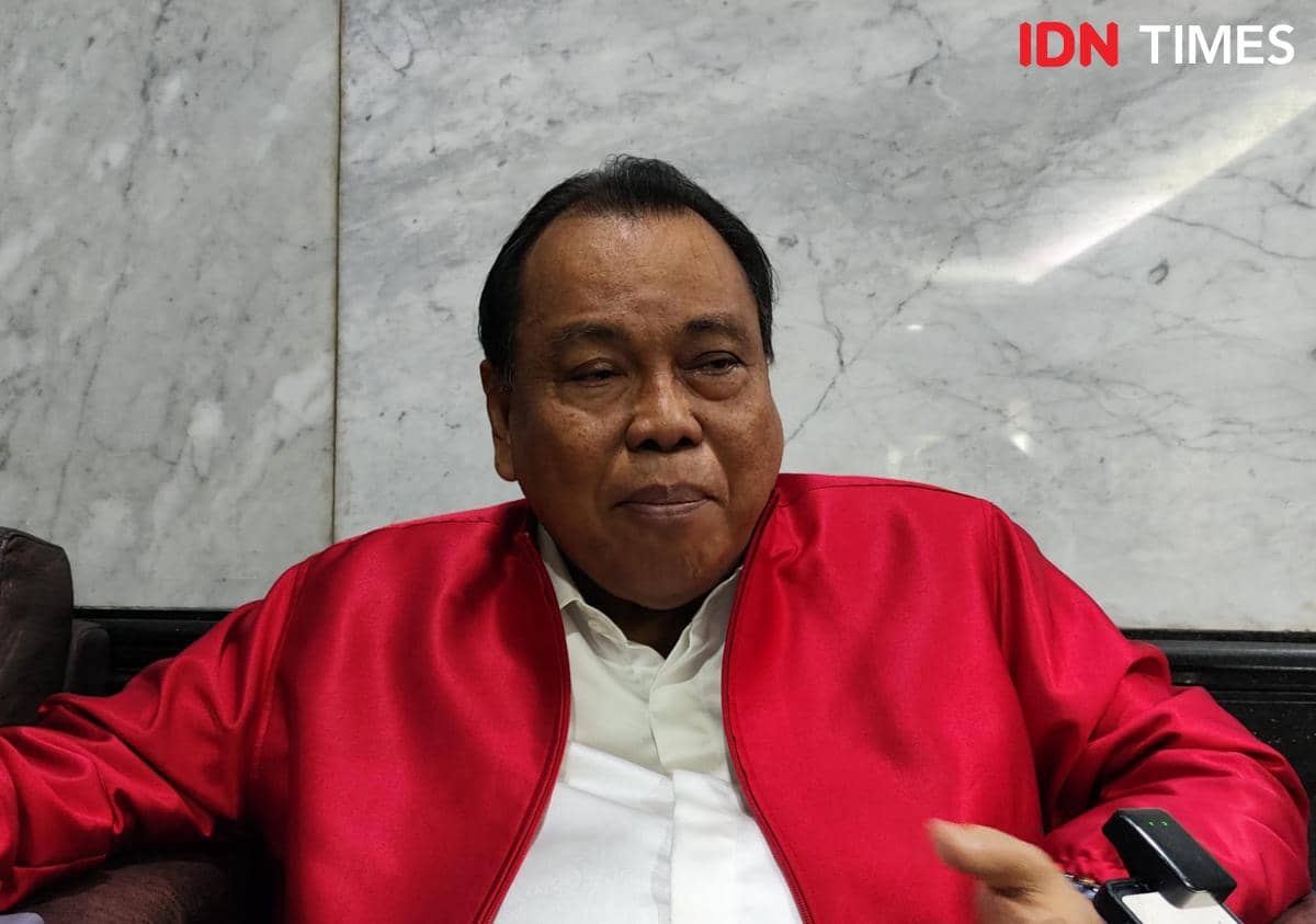 Hakim Mahkamah Konstitusi (MK), Arief Hidayat saat ditemui di Gedung MK, Jakarta Pusat