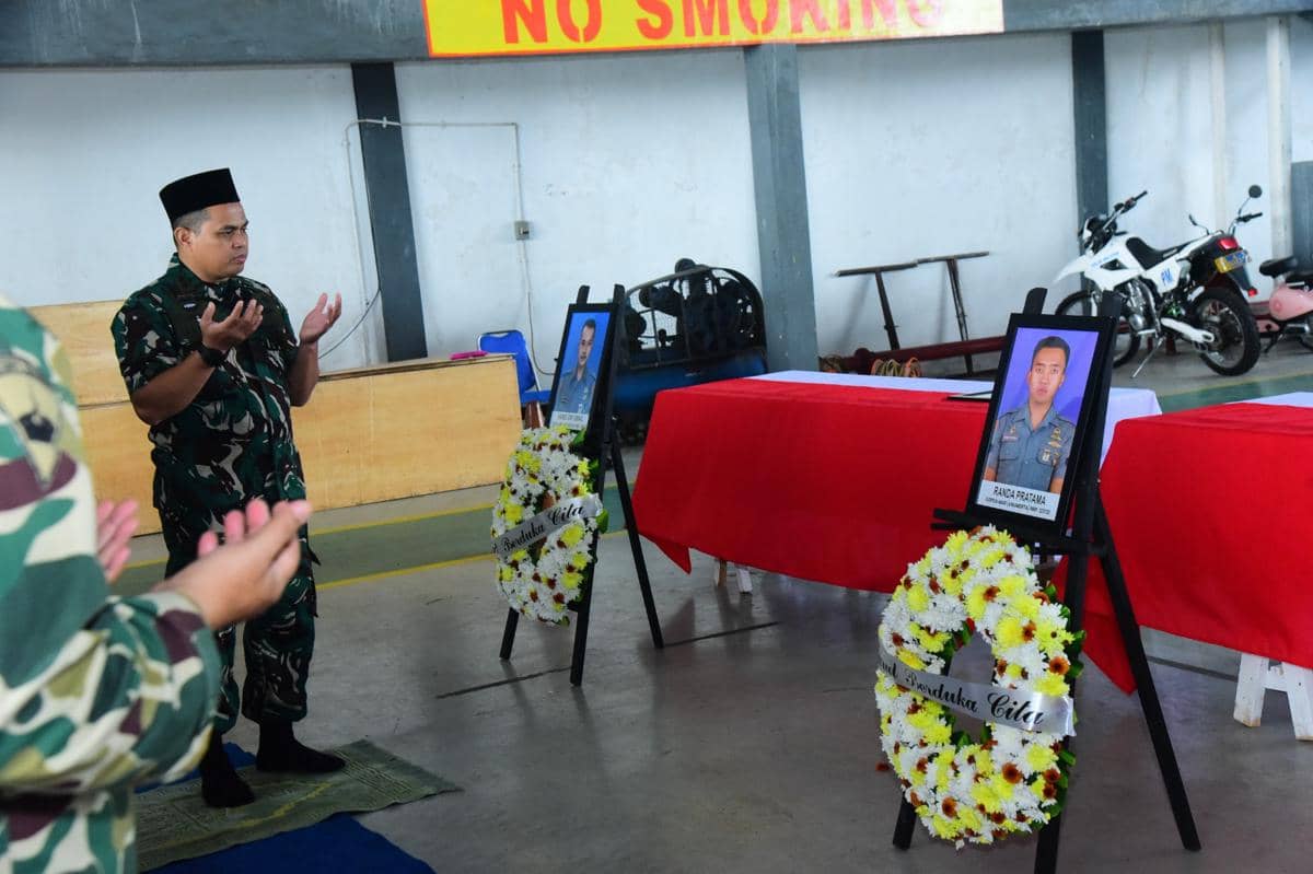 Pangkormar Kembali Pimpin Pelepasan Jenazah TNI AL Korban Longsor Cisarua