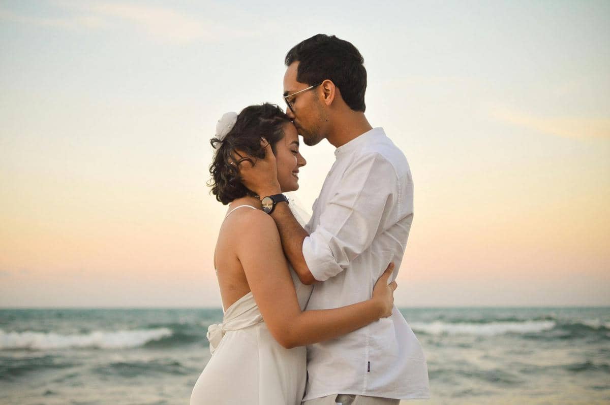 Ilustrasi pasangan romantis