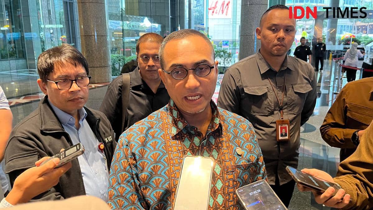 Kepala Eksekutif Pengawas Pasar Modal, Keuangan Derivatif, dan Bursa Karbon OJK, Hasan Fawzi