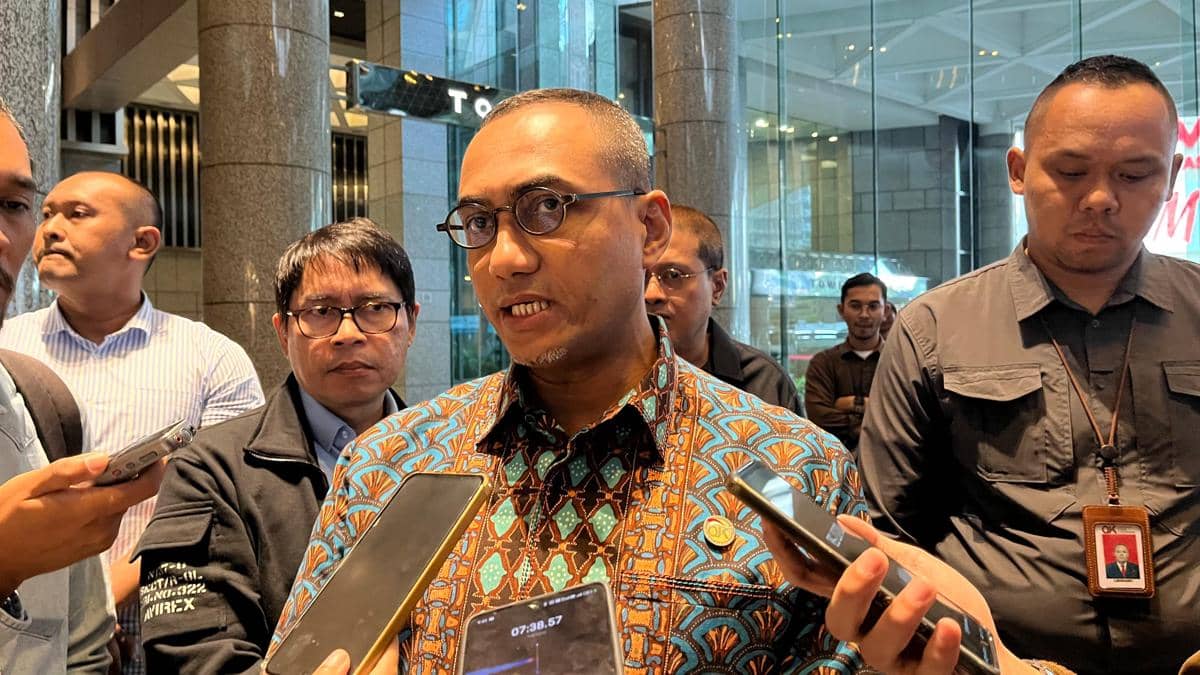 Kepala Eksekutif Pengawas Pasar Modal, Keuangan Derivatif, dan Bursa Karbon OJK, Hasan Fawzi.