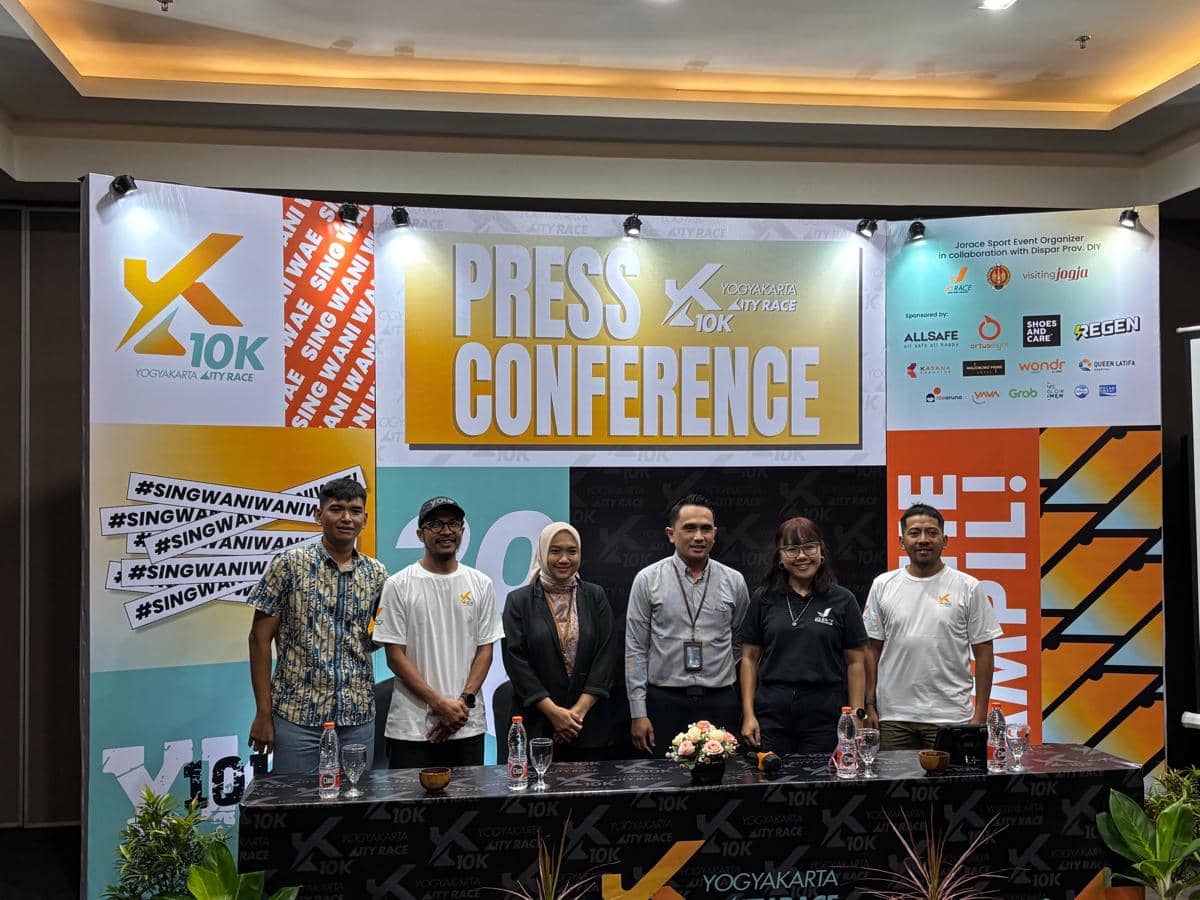 Jumpa pers ajang lari YKC10K, di Malioboro Prime Hotel, Senin (2/2/2026). (IDN Times/Herlambang Jati Kusumo)