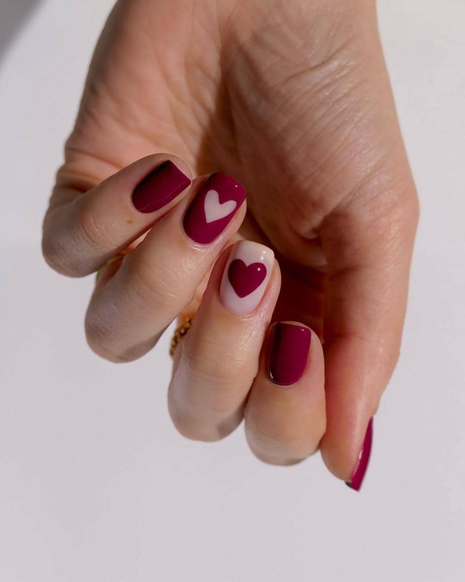 inspirasi nail art Valentine 2026 