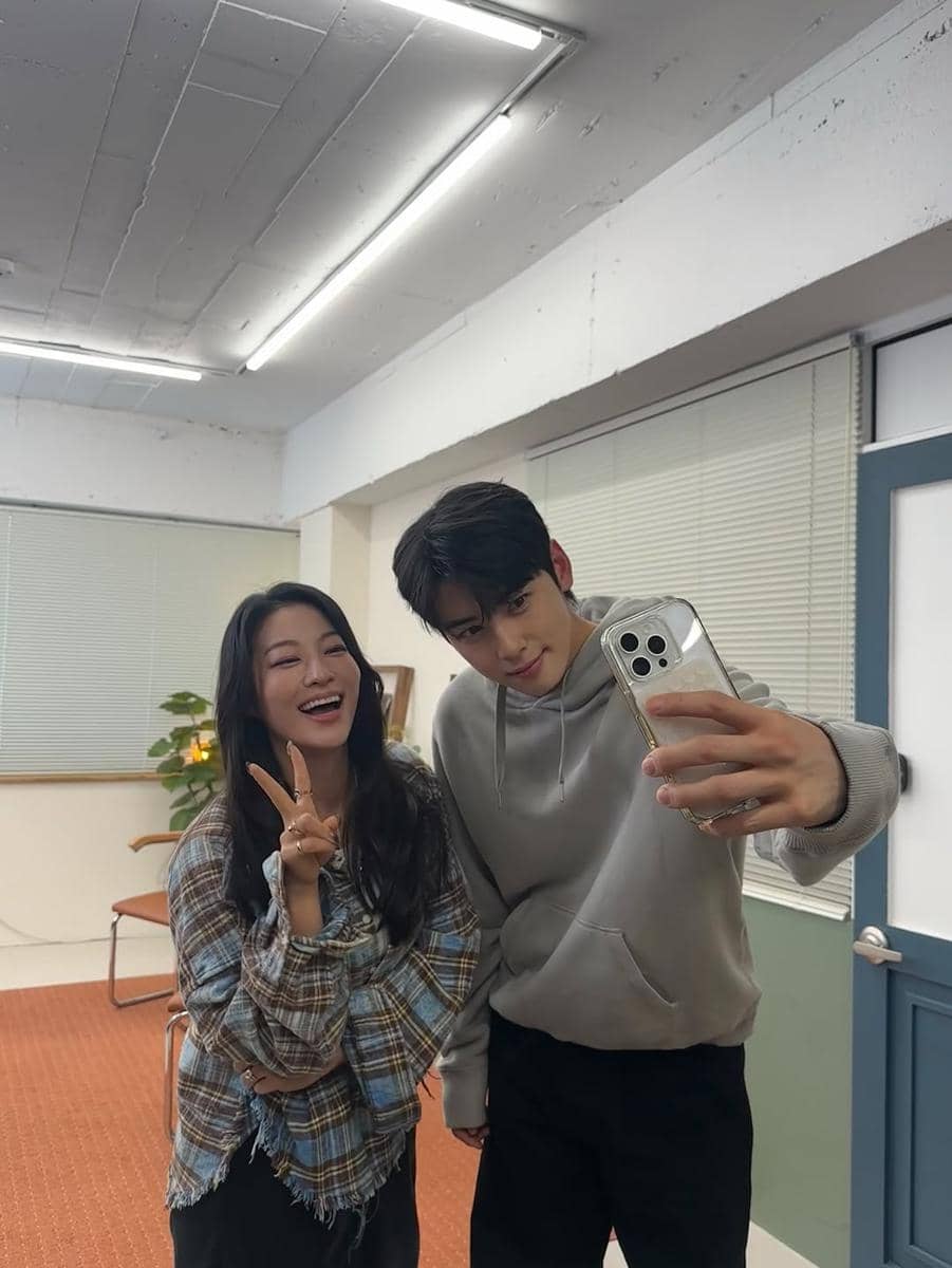 potret Arden Cho dan Cha Eun Woo