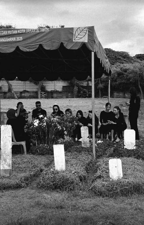 Geng Hanam Ziarah ke Makam Lula Lahfah (instagram.com/narinkovilda)