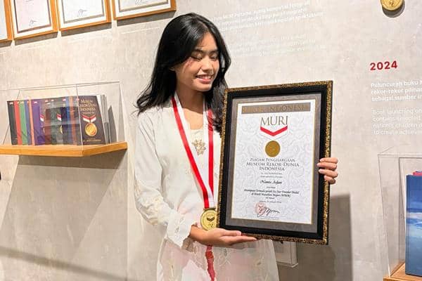Namira Adjani Dapat Rekor MURI