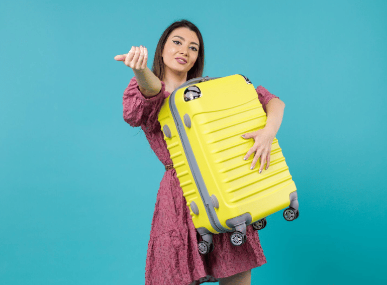 ilustrasi seorang cewek memegang koper