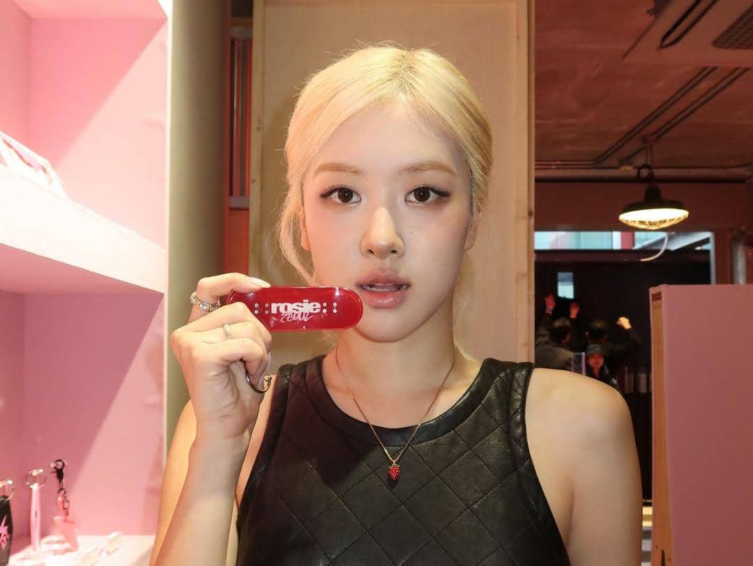 Potret Rose BLACKPINK 