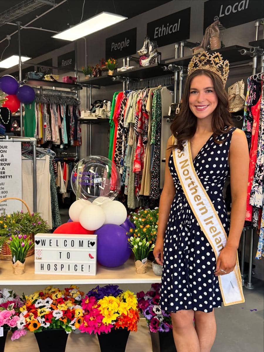 potret Carly Wilson, Miss World Irlandia Utara 2026