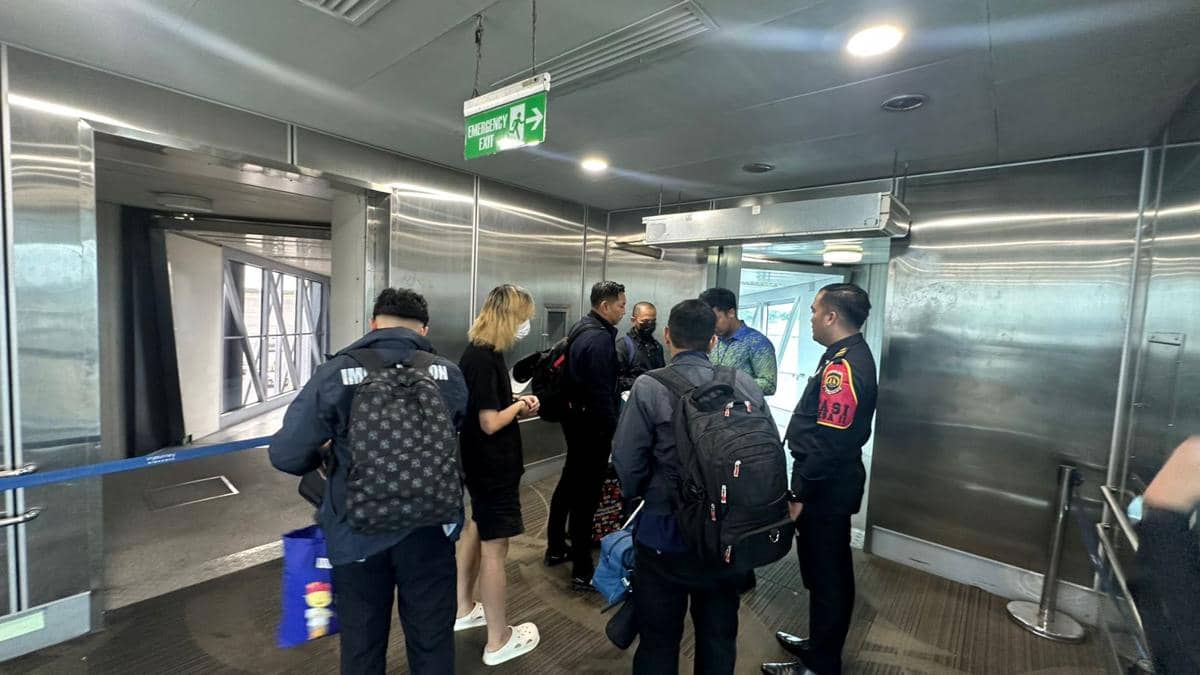 WNA Selandia Baru dideportasi usai kasus penganiayaan di Bali.