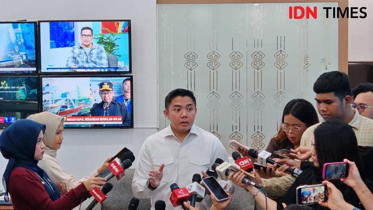 Sekretaris Kabinet, Teddy Indra Wijaya.