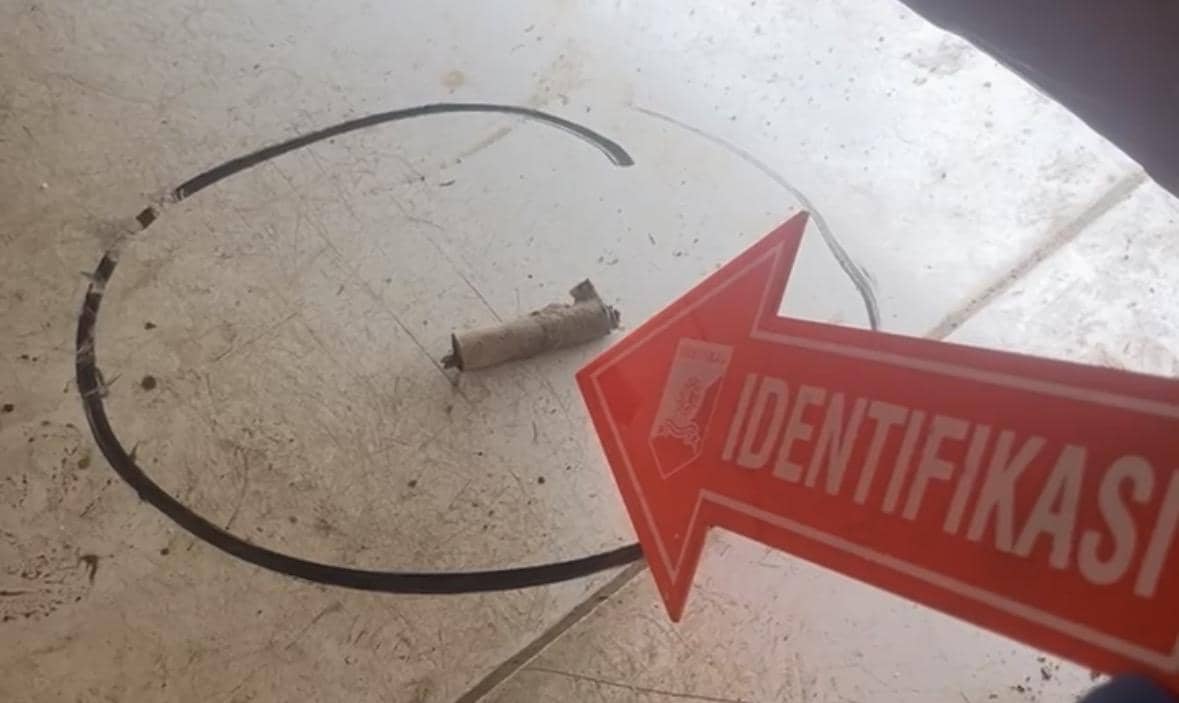 Siswa SMPN 3 Kubu Raya dihebohkan dengan pelemparan bom molotov.