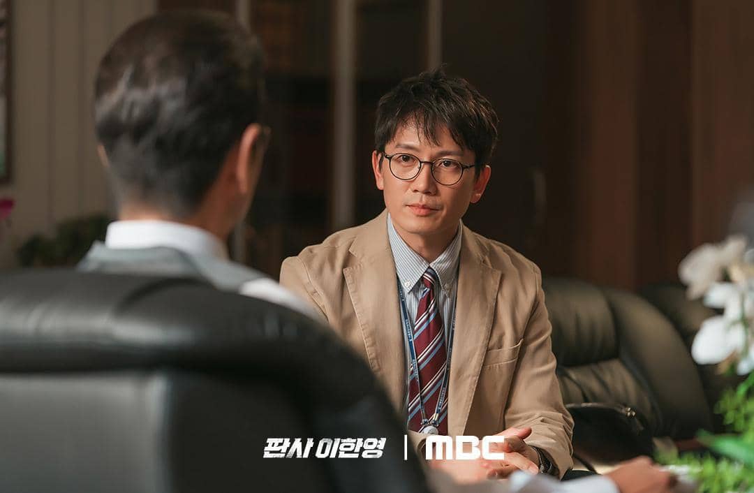 Still Cut drama The Judge Returns 