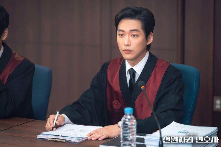 Cupoikan drama One Dollar Lawyer (dok. SBS/ One Dollar Lawyer)