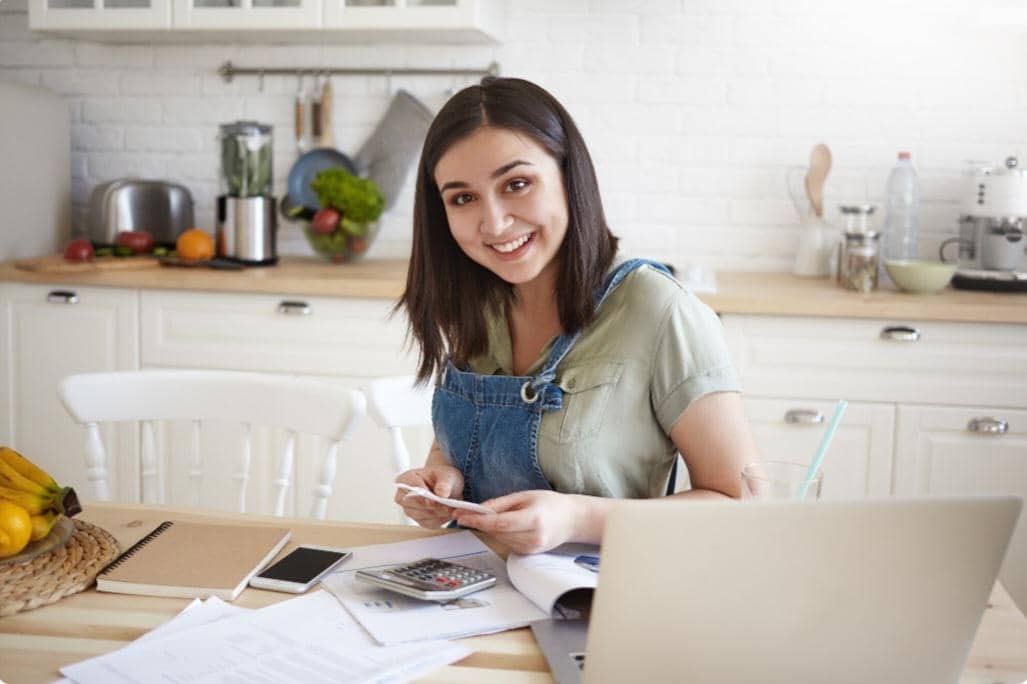 ilustrasi mengatur keuangan