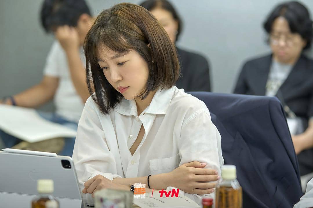 potret script reading drama Korea Mad Concrete Dreams