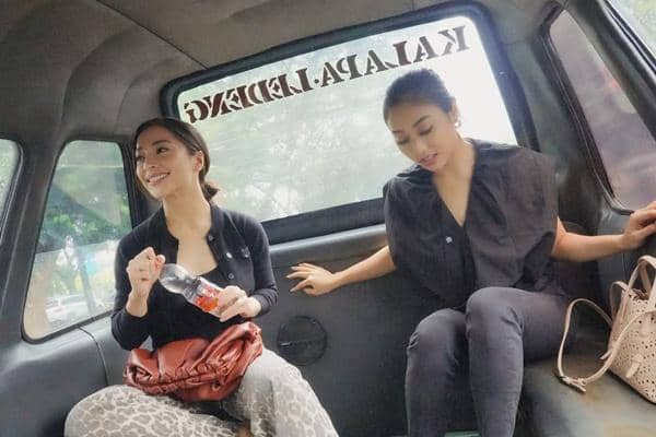 Nikita Willy Naik Angkot di Bandung (instagram.com/nikitawillyofficial94)