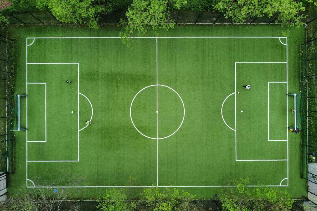 ilustrasi lapangan sepak bola