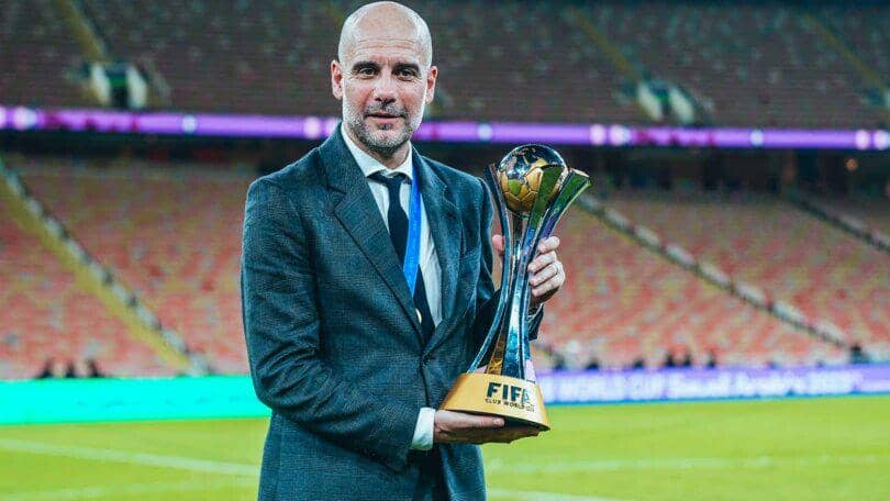 Ceirta Pep Guardiola Menangis Usai Cekcok dengan Kyle Walker di ManCity